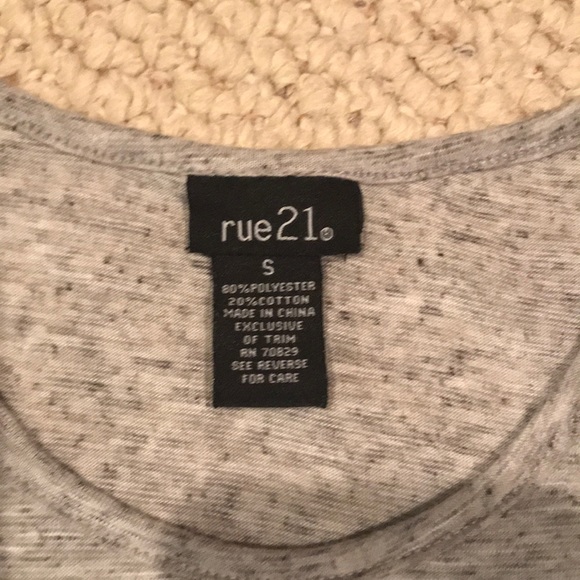 Tank top - Picture 3 of 3